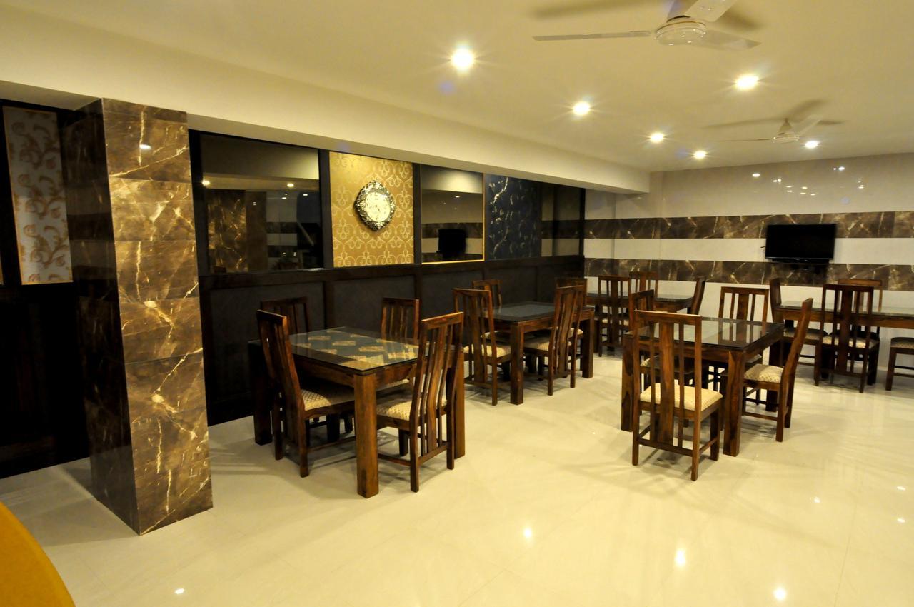 อานันท์ ภาวัน Hotel นิวเดลี ภายนอก รูปภาพ